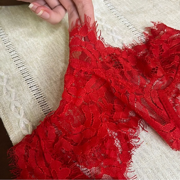 AKIRA High Neck Red Lace Bralette Size S Crop Top Bustier - Picture 3 of 9